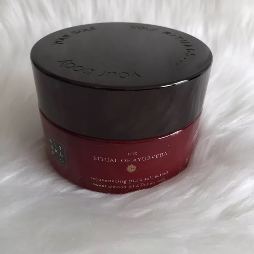 RITUALS The Ritual Of Ayurveda Rejuvenating Pink Salt Scrub 10.5 oz